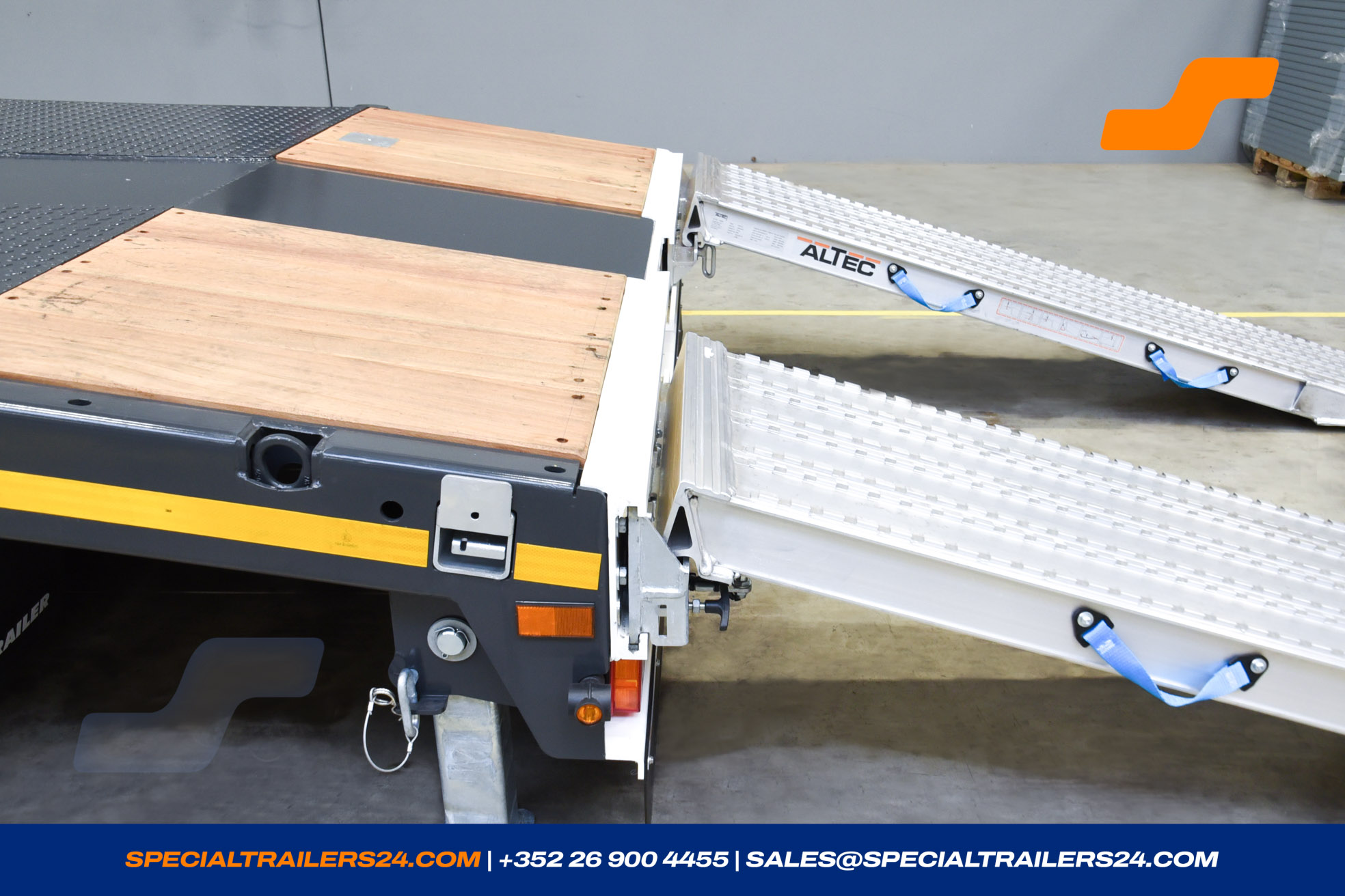 Low loader MAX Trailer MAX100 vehicle for sale (image count prefix 34/35)
