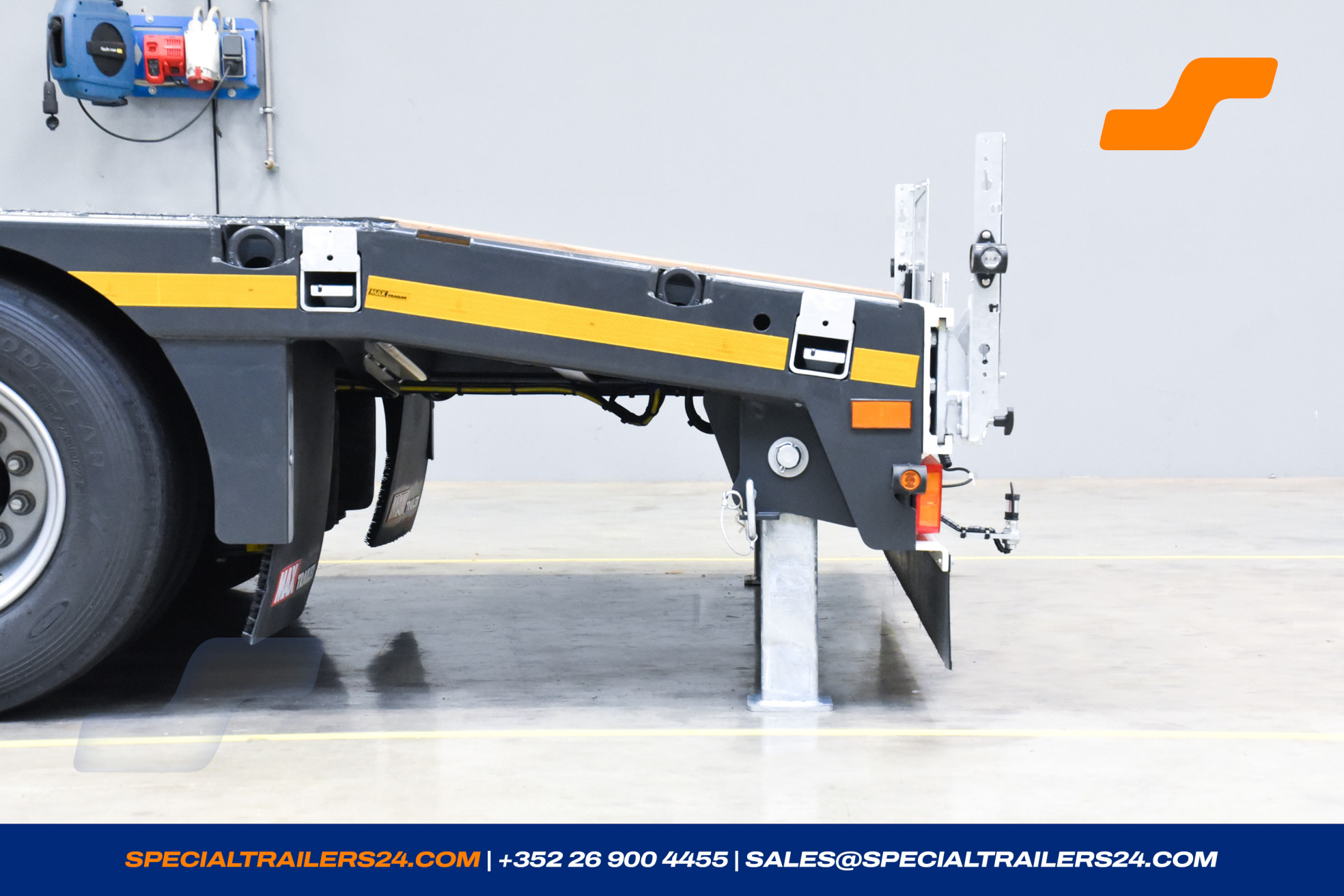 Low loader MAX Trailer MAX100 vehicle for sale (image count prefix 24/35)