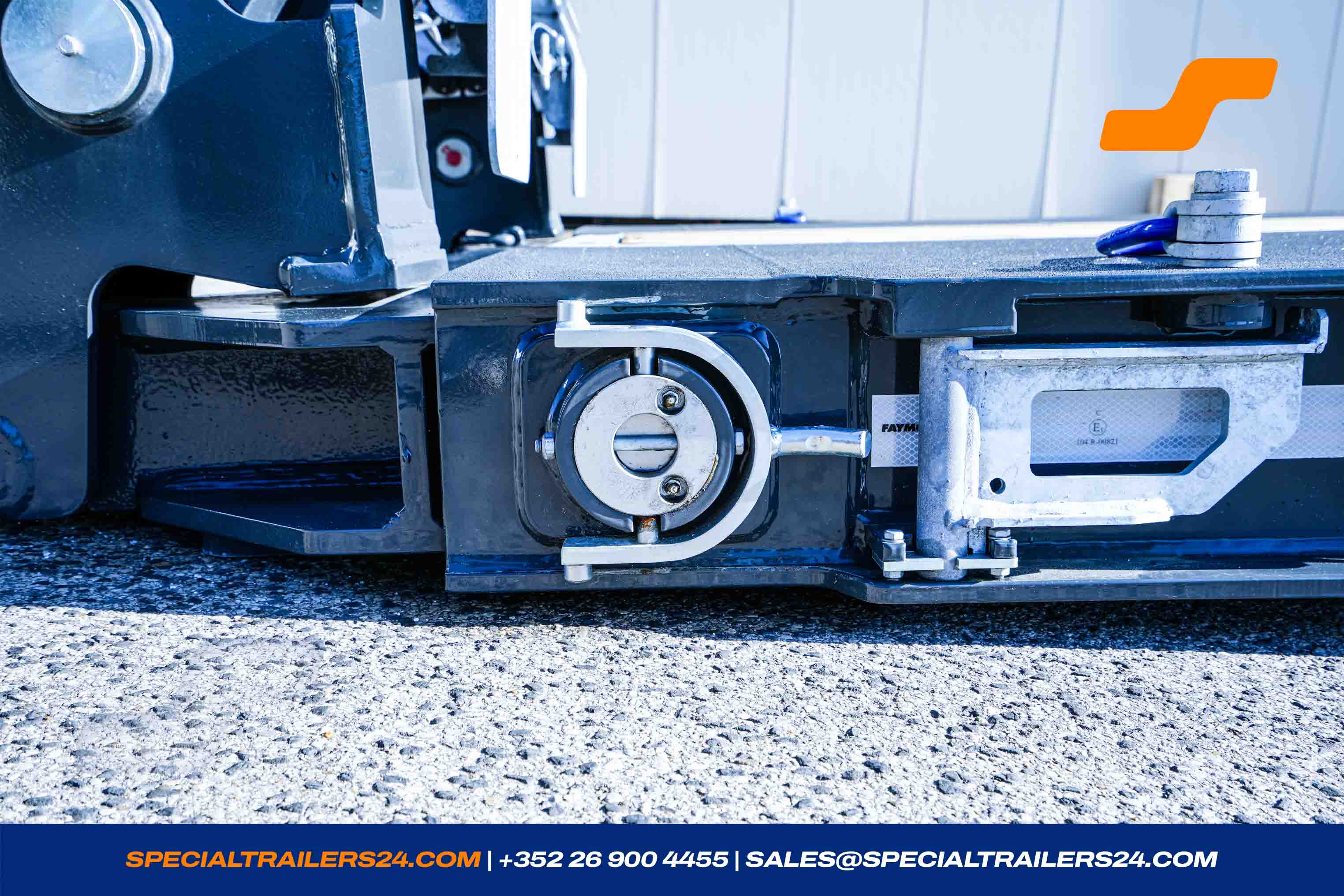 Lowbed trailer Faymonville MegaMAX vehicle for sale (image count prefix 46/64)