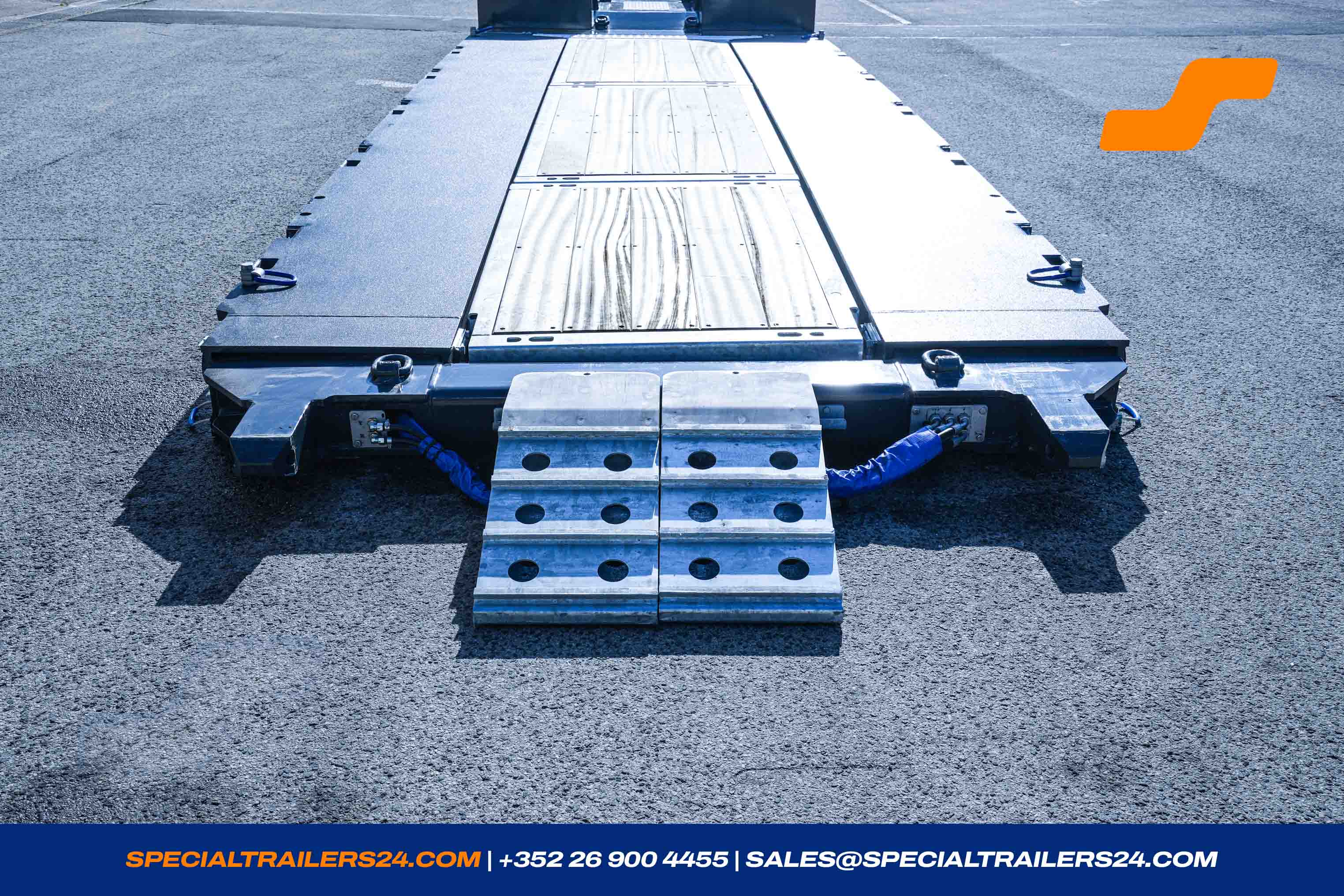 Lowbed trailer Faymonville MegaMAX vehicle for sale (image count prefix 49/64)